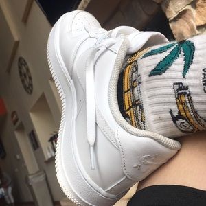 Meet your Posher, True